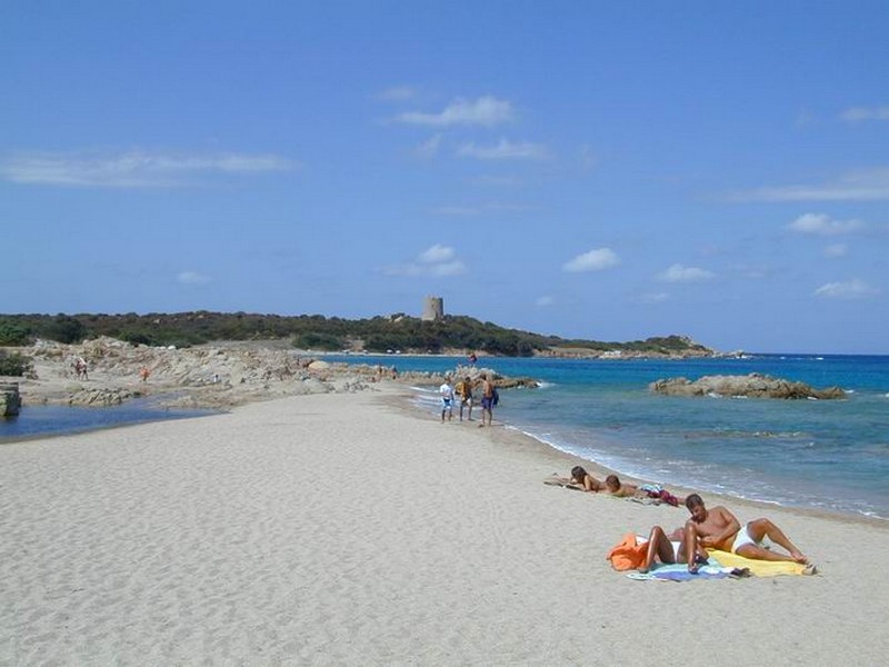 Nella foto la spiaggia di Vignola Mare.